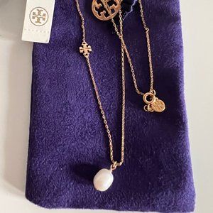 Tory Burch Gold Logo Cultured Pearl Short Necklace